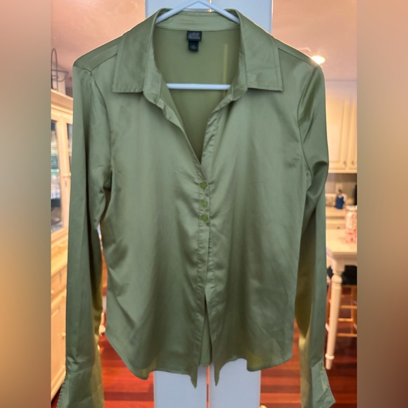 wild fable Tops - 🔥5 pieces for $20 Wild Fable Women's Olive Button-Down Shirt